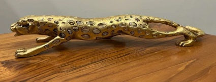 Handcrafted Brass Jaguar Figurine – Premium Metal Animal Statue for Home & Office Décor | Luxury Wildlife Sculpture | Indian Artisan Brass Handicraft | Elegant Gift & Collectible