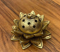 Brass Lotus Incense Holder – Handcrafted Lotus Flower Agarbatti Stand | Premium Solid Brass Ash Catcher for Sticks & Cones | Decorative Meditation, Yoga & Home Fragrance Burner | Traditional Indian Handicraft Décor